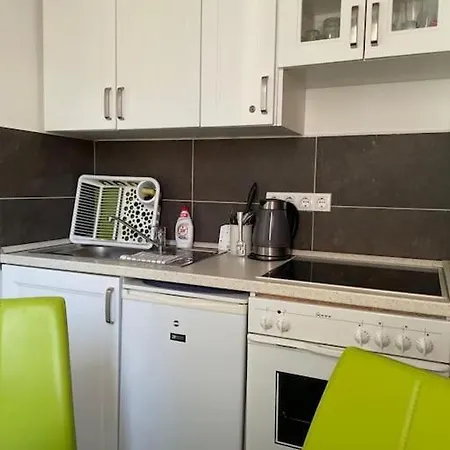 Apartment Plazs Apartman D110 *